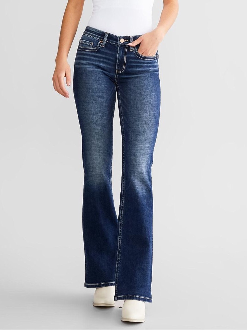 BKE STELLA Slim Fit Low Rise BootCut Women’s Jeans 29X35 1/2.